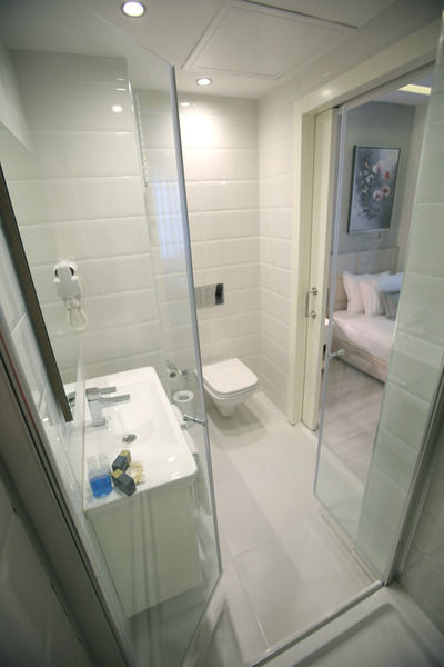 Rawda Hotel Bakirkoy อิสตันบูล ภายนอก รูปภาพ